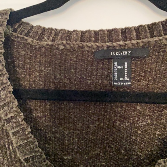 Olive green oversized sweater - Picture 2 of 5